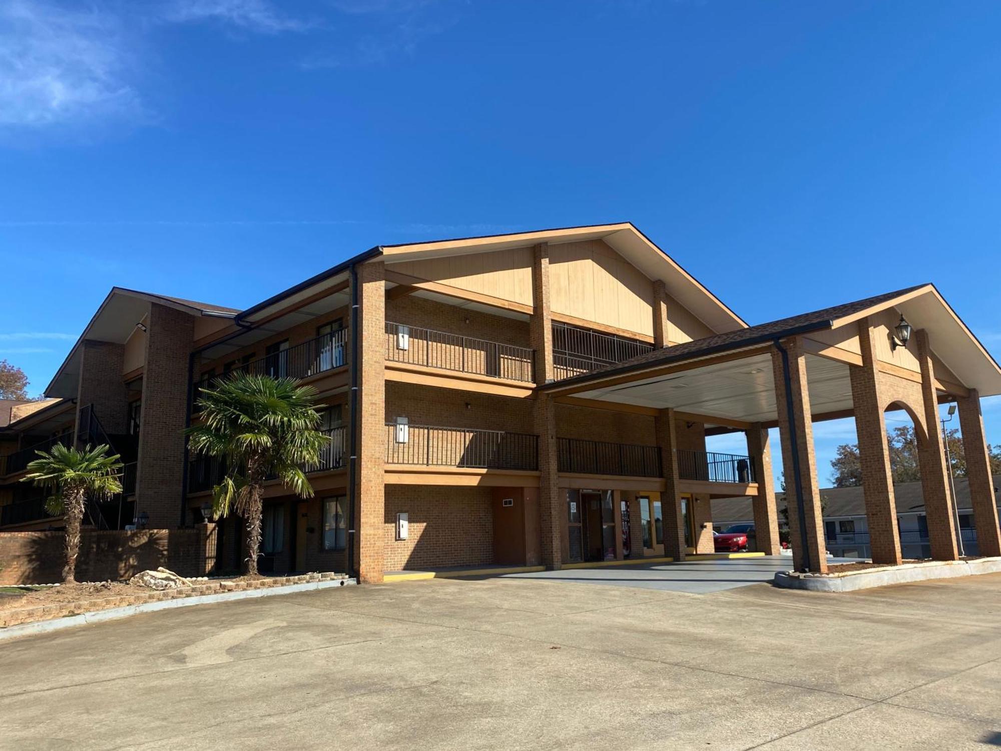 American Inn And Suites - Atlanta Airport Jonesboro I-75 Exterior photo