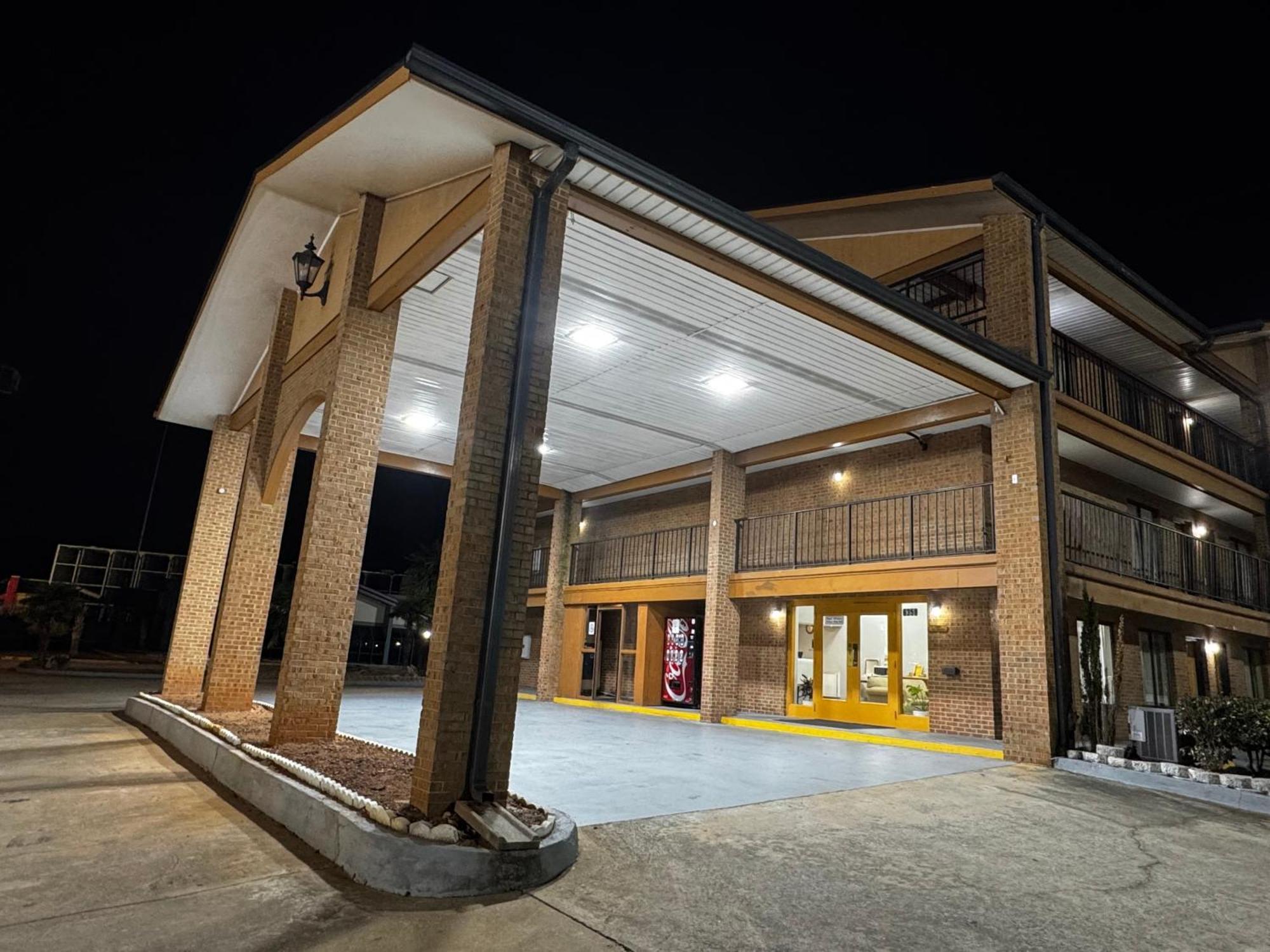 American Inn And Suites - Atlanta Airport Jonesboro I-75 Exterior photo